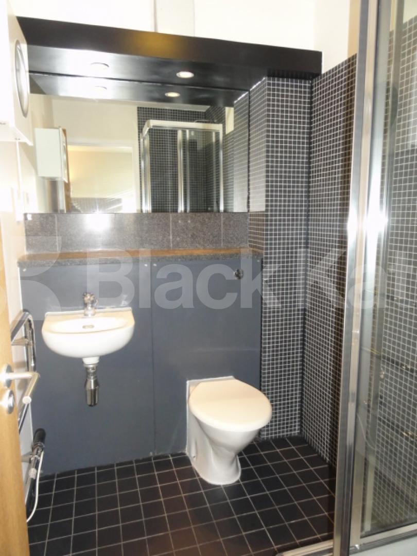 			NEW INTUCTION, 2 Bedroom, 1 bath, 1 reception Apartment			 Marina one, KINGS CROSS